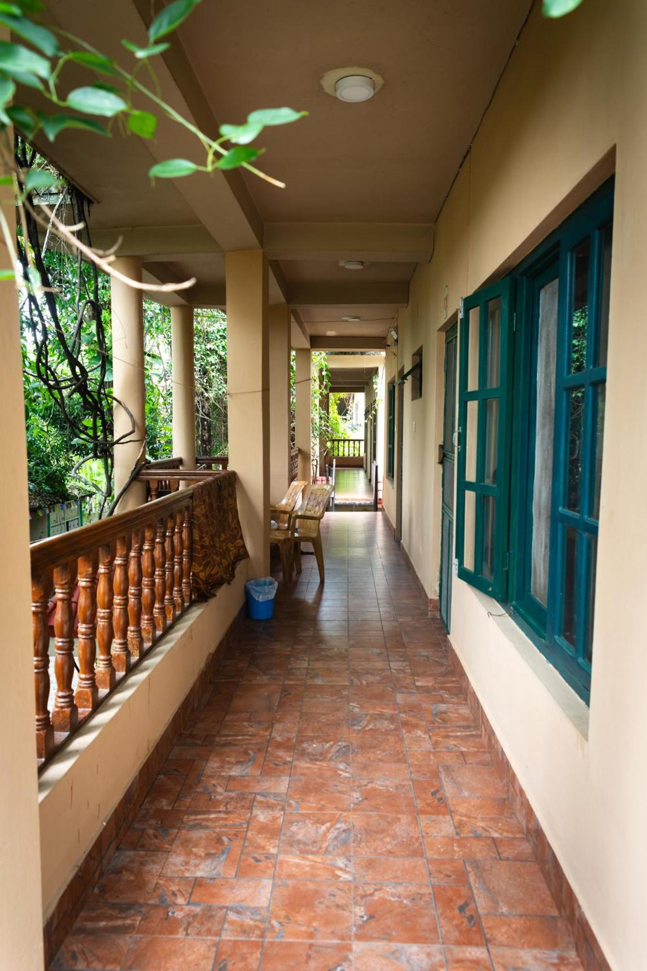 Wild Horizons Guest House Sauraha Luaran gambar