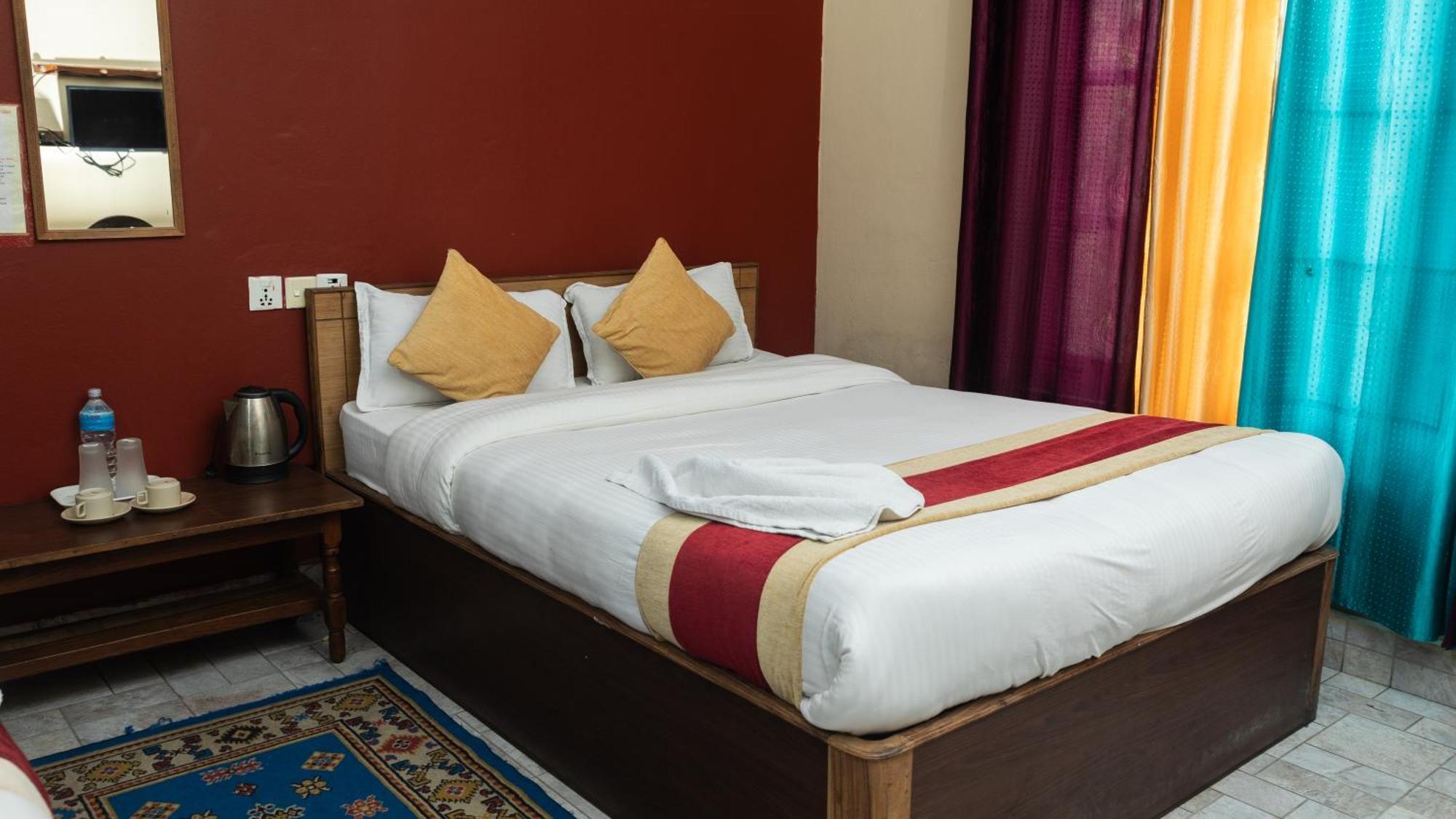 Wild Horizons Guest House Sauraha Luaran gambar